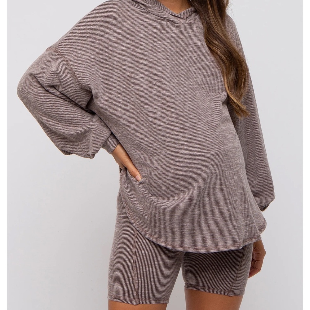 Brown ribbed biker shorts set